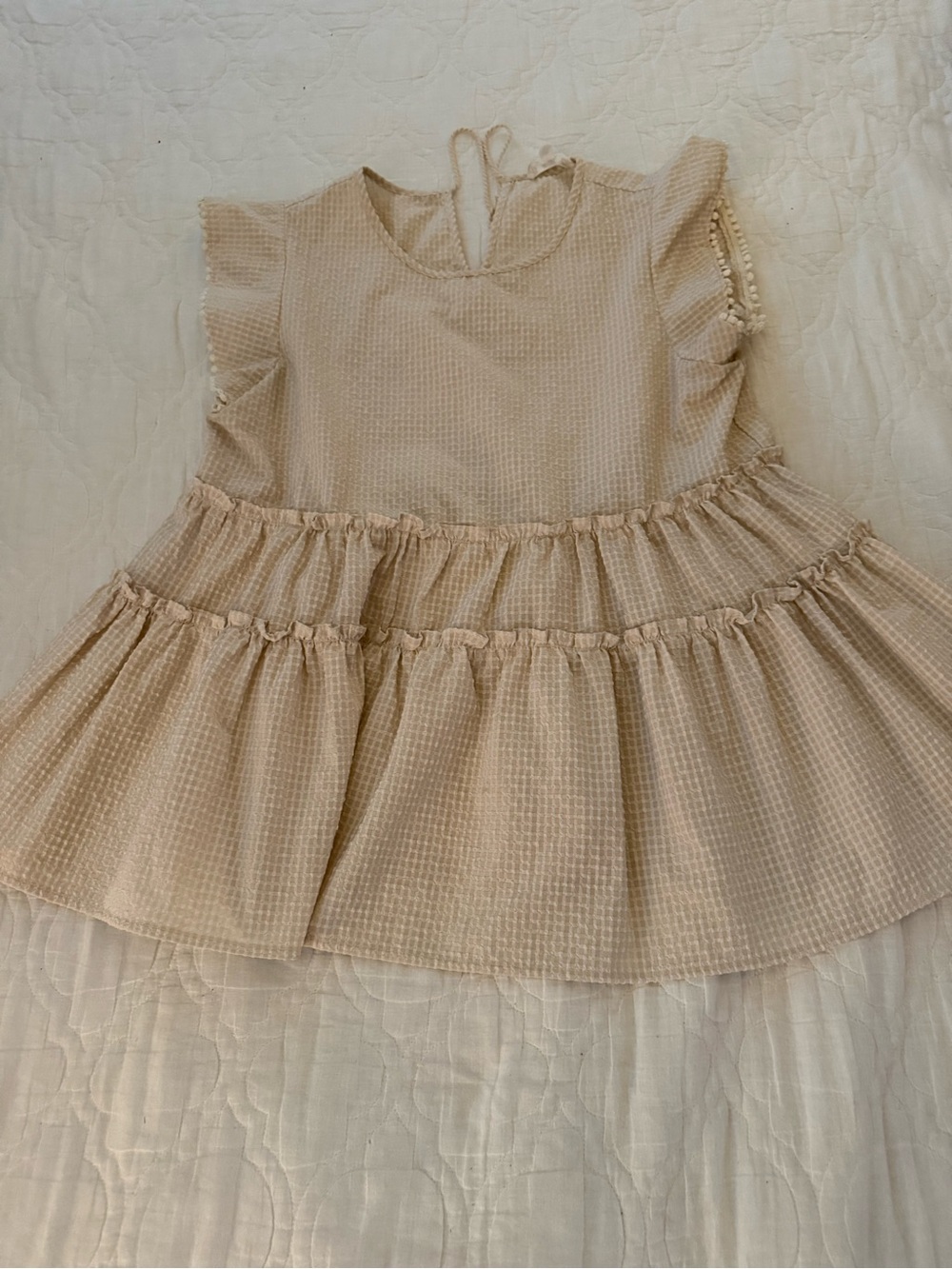 THML Beige/Tan Textured Tiered Top
